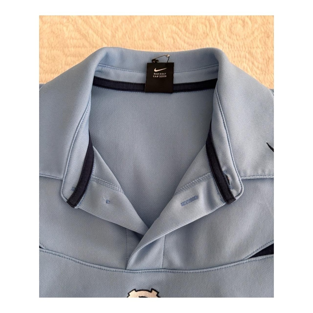 NIKE UNC Tar Heels Polo Shirt Boys LG 16-18 Dri-FIT Light Blue Collegiate Golf - Picture 10 of 10